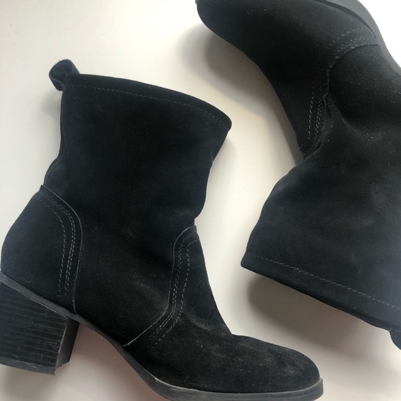 White Mountain Bernata Suede Leather Boots - Picture 2 of 7